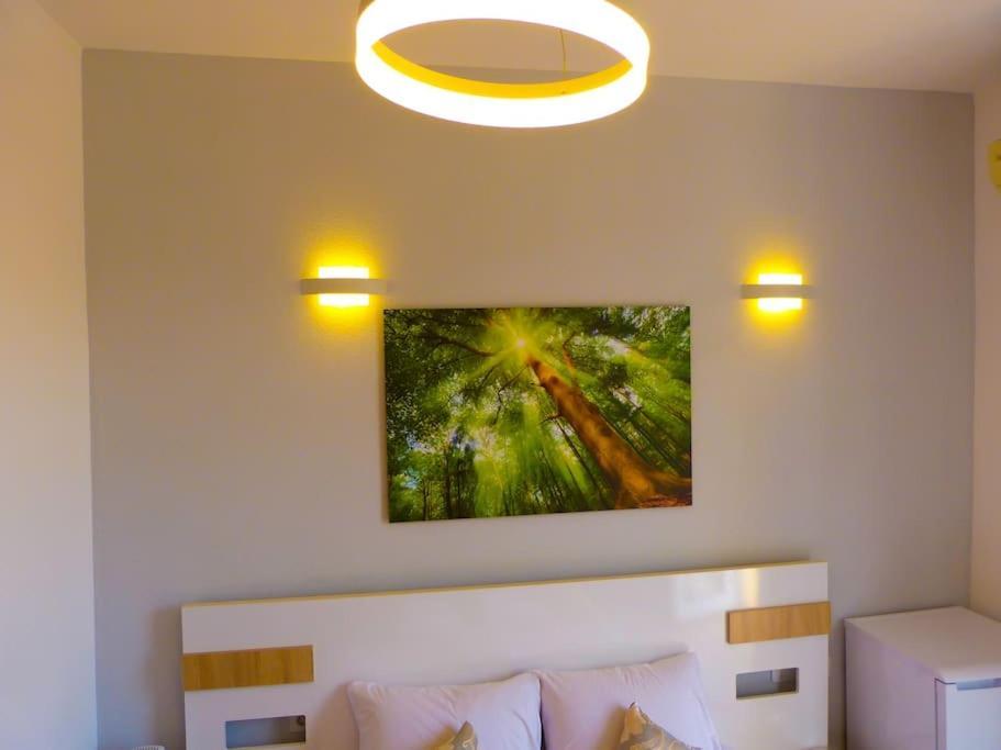 Live-Inn Stunning Apartment On Azneft Sq With President Palace & Old City Views Bakoe Buitenkant foto